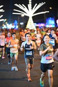 BIB: 20124, 1400, 40120, 46656
                            <button type="button" onclick="openModal(23213954)" class="btn btn-primary btn-sm float-right btn-popup" data-toggle="modal" data-target=".modal-high-quality">
                        <i class="fas fa-shopping-cart"></i> Add to Cart
                    </button>
                                            <button type="button" onclick="isThisMe(23213954, true)" class="btn btn-success btn-sm float-right btn-popup btn-isme hidden" data-toggle="tooltip" data-placement="bottom" title="นี่คือรูปของคุณใช่ไหม คลิกที่นี่เพื่อเอาเข้าอัลบั้ม">
                        <i class="fas fa-plus"></i> Add to album
                    </button>
                    <button type="button" onclick="isThisMe(23213954, false)" class="btn btn-warning btn-sm float-right btn-popup btn-isnotme hidden">
                        <i class="fas fa-ban"></i> Remove from album
                    </button>